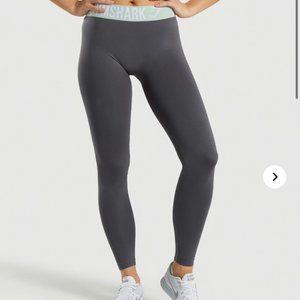 Gymshark Women's Fit Leggings Size Small